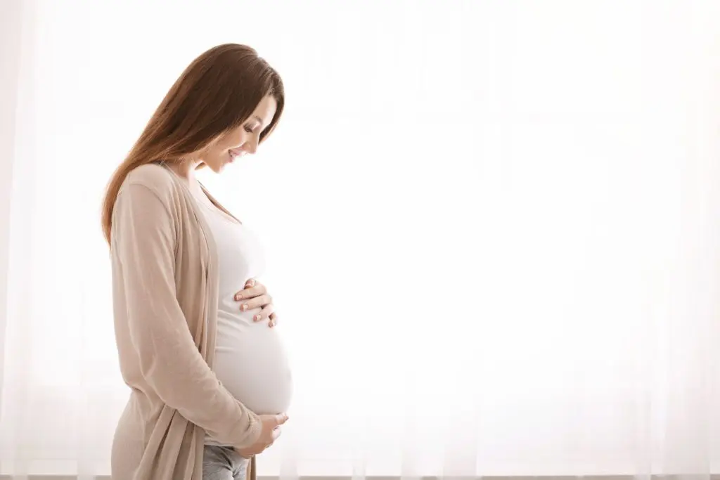 متى يثبت الحمل بعد الحقن المجهري؟ علامات النجاح ومراحل تثبيت&hellip;